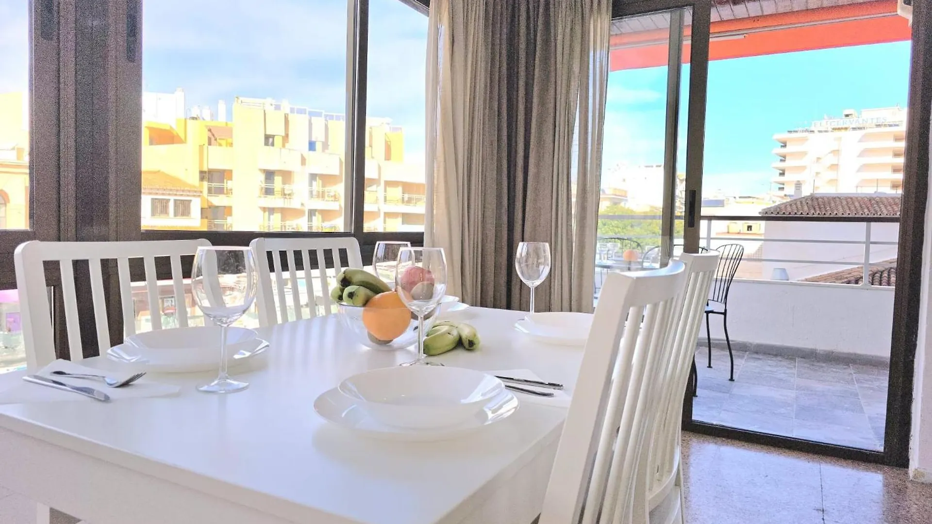 Nogalera Rainbow 2-Bedroom Apartment, Pool And Parking By Namaste Elite Torremolinos 0*,