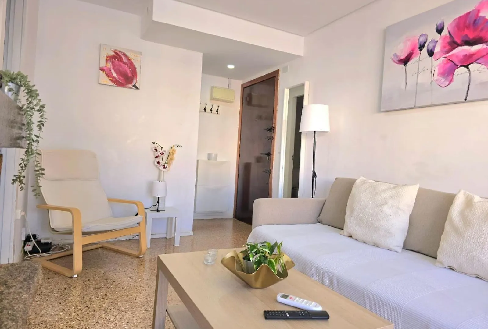 Nogalera Rainbow 2-Bedroom Apartment, Pool And Parking By Namaste Elite Torremolinos Daire