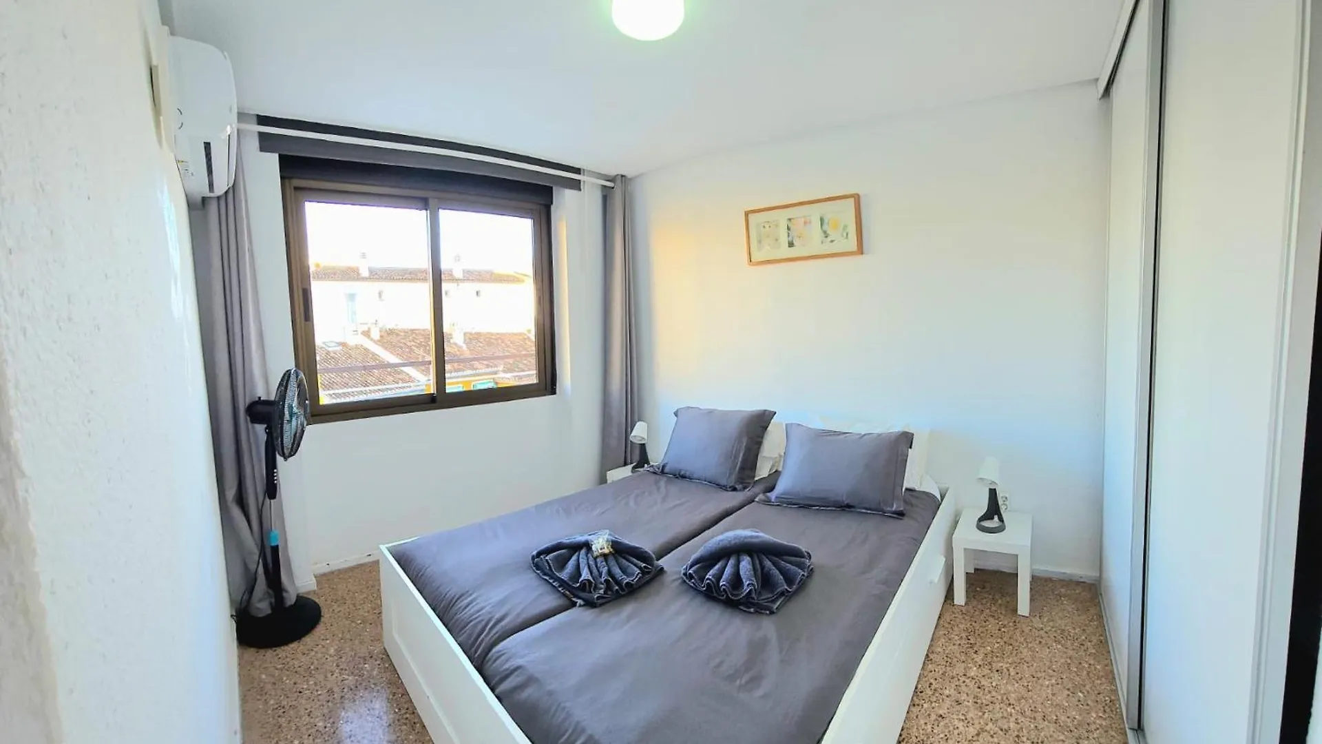 Daire Nogalera Rainbow 2-Bedroom Apartment, Pool And Parking By Namaste Elite Torremolinos